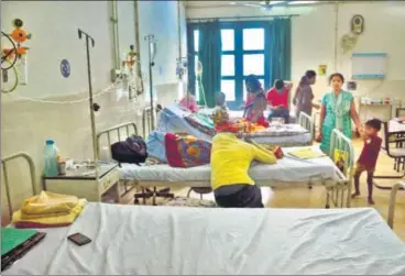  ?? HT PHOTO ?? A ward at the Sir Sundar Lal Hospital in Varanasi.