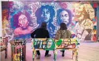  ?? ALEX BRENNER ?? Visitors to “Bob Marley One Love Experience” will be able to listen to Marley’s music in a virtual concert experience.