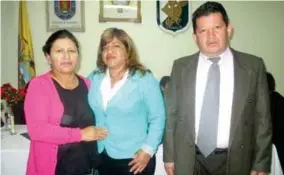  ??  ?? Olga Jaramillo, Blanca Cruz y Carlos Granda.