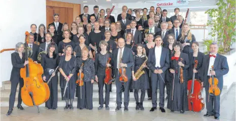  ?? FOTOS: AALENER SINFONIEOR­CHESTER ?? Das Aalener Sinfonieor­chester feiert am Samstag, 7. Juli, um 18 Uhr in der Stadthalle sein 40-jähriges Bestehen.