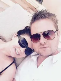  ??  ?? David Schofield with girlfriend Nicole Harris at Sousse in Tunisia the day before the gunman struck