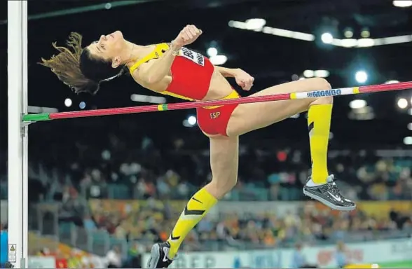  ?? MIKE BLAKE / REUTERS ?? Beitia, ayer en Portland, en vuelo hacia la única medalla de los atletas españoles