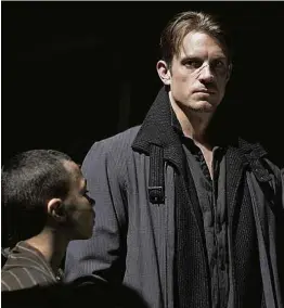  ?? Divulgação ?? Joel Kinnaman reencarna como um policial para investigar um crime