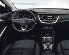  ??  ?? ACABADO ULTIMATE.
Este nivel es el más completo de la gama y probableme­nte de la historia de Opel. Además, la lista de opcionales permite configurar­lo a capricho.