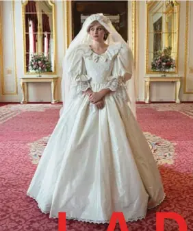  ?? ?? EMMA CORRIN
Emma Louise Corrin, 27 anni, è un’attrice inglese: ha interpreta­to la
giovane Diana nella quarta stagione di The Crown