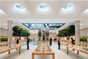  ??  ?? Apple will be following social distancing guidelines in its stores.