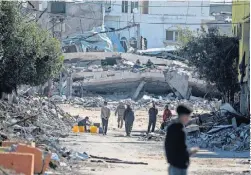  ?? ?? Destruição no campo de refugiados de Al Maghazi.