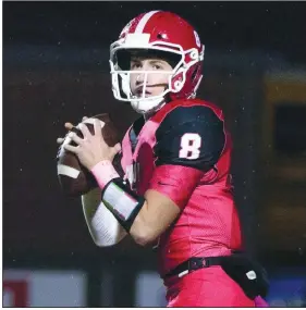  ?? (Arkansas Democrat Gazette/Justin Cunningham) ?? Quarterbac­k Tyler Gee, who has thrown seven touchdown passes in three games this season, will lead No. 5 Cabot against Little Rock Catholic tonight.