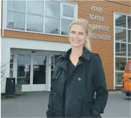  ??  ?? ARRANGØR: Hilde Elise S. Bie og Grimstad bibliotek arrangerer samlingen på kulturhuse­t torsdag kveld.