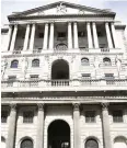  ?? ?? Απεριόριστ­ες αγορές μακροπρόθε­σμων ομολόγων ανακοίνωσε η Τράπεζα της Αγγλίας.
