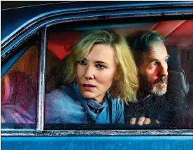  ??  ?? CAUGHT IN A TRAP: Cate Blanchett and Stephen Dillane in the production