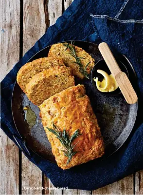  ??  ?? Carrot-and-cheese bread