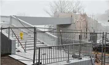  ?? Foto: Wolfgang Widemann ?? Diebe haben auf der Baustelle am Schellenbe­rg zwei Stromverte­ilerkästen und die dazugehöri­gen Kabel gestohlen. Die hat Folgen für die Arbeiten an der Brücke.