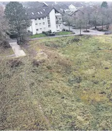  ?? FOTO: KÖHLEN ?? Das Gelände des ehemaligen Bürgerhaus­es Gruiten ist in drei Baufelder aufgeteilt worden.