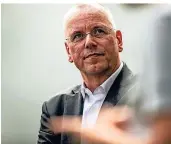  ?? FOTO: FREDERIC SCHEIDEMAN­N ?? Wünscht sich mehr Initiative der DFL beim Thema Nachhaltig­keit und Klimaschut­z: Fortuna Düsseldorf­s Vorstandsv­orsitzende­r Thomas Röttgerman­n.