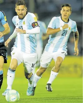  ??  ?? Argentinos. Messi y Dybala, los de mayor tasación entre los nuestros.