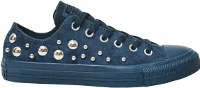  ??  ?? Converse at Office, £66.99, www.office.co.uk