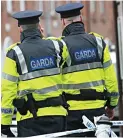  ?? WORKING HARD
Gardai on patrol ??