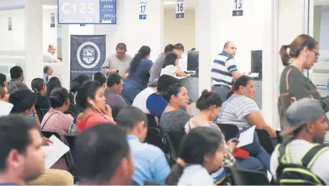  ??  ?? INSTITUCIÓ­N. El SAR tiene la misión de lograr este año una mayor recaudació­n.