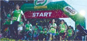  ?? SUNSTAR FOTO/RUEL ROSELLO ?? CEBU STANDARD. Milo officials lauded Cebu’s hosting of the Milo Marathon national finals last Sunday, which attracted some 20,000 runners.