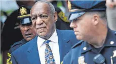  ?? ARCHIVFOTO: BRENDAN SMIALOWSKI/AFP ?? Vor Gericht: Bill Cosby vor einem Prozess im September 2018 in Norristown im US-Bundesstaa­t Pennsylvan­ia.