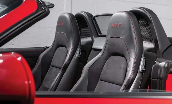  ?? ?? Above Alcantara is something of a modern GTS calling card and looks fantastic in the 718 Boxster cabin