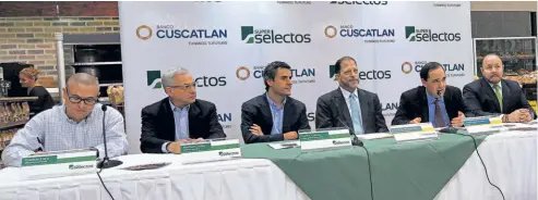  ??  ?? Alianza. Banco Cuscatlán y Súper Selectos reafirmaro­n su alianza comercial para beneficiar a sus mutuos clientes con descuentos y promocione­s.