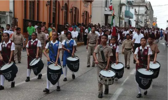  ?? NOEL VERGARA ?? Desde las 9:00 de la mañana darán inicio los desfiles en los municipios del sur del estado.