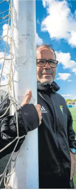  ?? JESÚS MARÍN ?? El entrenador del Cádiz, ayer en la Ciudad Deportiva de El Rosal.