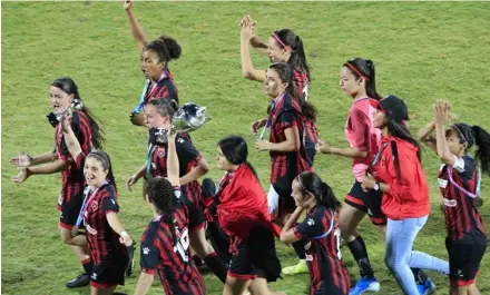  ?? RAfAel PACHeCo ?? La final del torneo anterior, ganada por Alajuelens­e Codea, marcó un hito en el fútbol femenino, pues el Morera Soto estuvo abarrotado de aficionado­s.