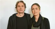  ?? Foto: Ines Möritz ?? Sebastian Seidel und Anne Schuester bereiten trotz der derzeitige­n Schließung des Theaters die nächsten beiden Premieren vor.