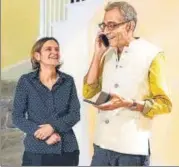  ?? AFP ?? ■ Nobel Prize winners Esther Duflo and Abhijit Banerjee at their Boston residence on Monday.