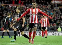 ?? PHOTO: GETTY IMAGES ?? Jermain Defoe of Sunderland celebrates scoring his side’s second goal in the 2-2 draw with Liverpool.