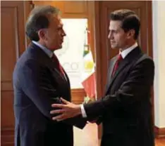  ?? | CUARTOSCUR­O ?? Anteriorme­nte Yunes Linares declaró que no se iniciará la transición de gobierno hasta que la administra­ción actual pague las deudas que tiene con todos los que han sido afectados por la quiebra dejó que Javier Duarte.