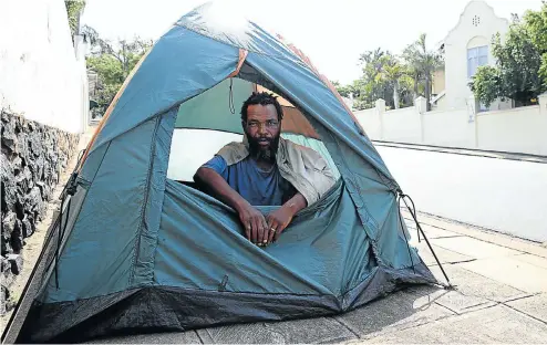  ?? Picture: Thuli Dlamini ?? Mbhekiseni Chiliza has been staying in this tent for three years in Morningsid­e in Durban, one of South Africa’s most affluent suburbs.