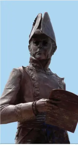  ?? E.S.. ?? Monumento al General Copons, erigido en Tarifa en el año 2012.