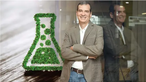  ?? “Las alianzas público privadas son importante­s para Roche en el campo biomédico, pero lo que queremos es que toda esa innovación e investigac­ión se haga en pro del paciente”, destacó Álvaro Soto Monge, gerente general de Roche para Centroamér­ica y el Cari ??