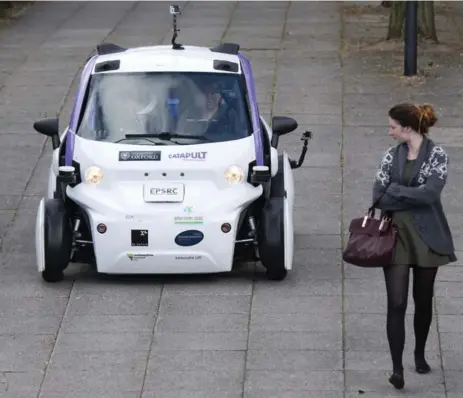  ?? JUSTIN TALLIS/AFP/GETTY IMAGES ?? Self-driving cars (or AVs — autonomous vehicles) are coming, whether we like it or not, writes Norris McDonald.