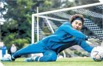  ?? ?? El capitán azulcrema se prepara para enfrenar hoy a Benzema y compañía.