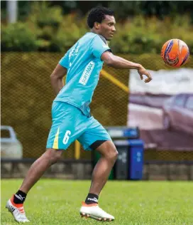  ?? FOTO ?? Didier Moreno, líder del medio campo rojo, estaría entre los once del clásico 294 este domingo.