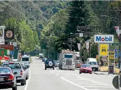  ?? CHRIS HUTCHING/STUFF ?? Mobil petrol stations around the South Island are being affected by supply shortages, which may affect motorists travelling on main highways through places like Murchison.