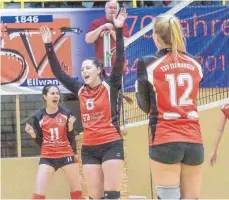  ?? FOTO: PETER SCHLIPF ?? Mit einem Sieg verabschie­den sich die Volleyball­erinnen des TSV Ellwangen in die Winterpaus­e.