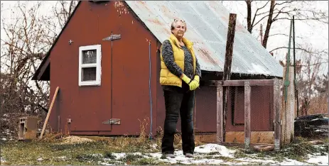  ?? ERINN SPRINGER/THE NEW YORK TIMES ?? Medical examiner Patty Schachtner began preparing for the pandemic in March, but that didn’t stop the outbreak from reaching rural Wisconsin.