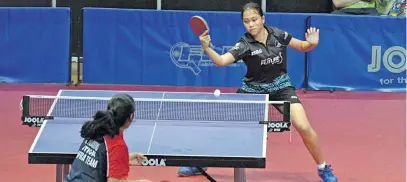  ?? Photo: ?? Grace Yee in action during the 2017 ITTF World Cadet Challenge at the Vodafone Arena, Suva on October 27, 2017. Vilimoni Vaganalau