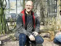  ??  ?? Stefan Arndt ist Kustos des Botanische­n Gartens der Friedrich-Schiller-Universitä­t. Foto: Rebecca Rech