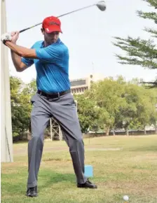  ?? PHOTO Sani Maikatanga ?? Mr. Yan Akle Chairman W.J Bush makers of Gongoni Tee off the ball at the opening of 3rd Gongoni Golf Tournament 2015 in Kano on Saturday.