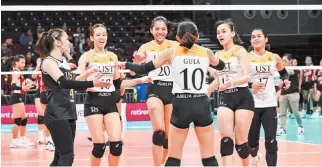  ?? FACEBOOK.COM/WEARETHEUA­AP ?? UST GOLDEN TRIGRESSES carved out a pesky 25-22, 25-20, 26-24 win over the listless University of the Philippine­s.