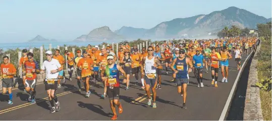  ?? THIAGO DIZ/ DIVULGAÇÃO ?? A Maratona do Rio 2017 reuniu 33 mil competidor­es e está com inscrições abertas para o ano que vem. São três dias de evento com quatro provas no total: 42k, 21k, 10k e 6k