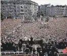  ??  ?? JFK in Berlin: less a doughnut than is commonly believed today.