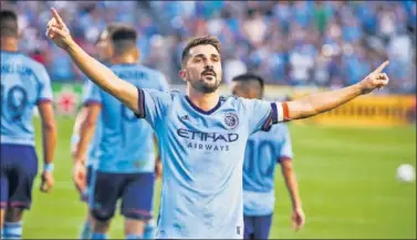  ??  ?? ÉXITO. David Villa celebra uno de sus 19 goles con el New York City FC en la temporada de la MLS.